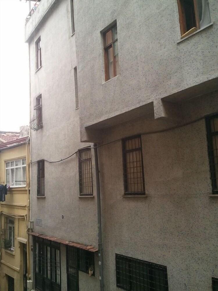 Nelly Guesthouse Istanbul Exterior foto